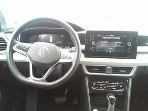 صورة 4 لـ 2025 Volkswagen TAOS SE