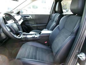 2025 Mitsubishi OUTLANDER SE — фото 3