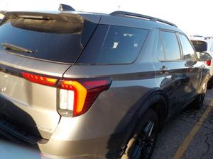 FORD EXPLORER ST-LINE - 2