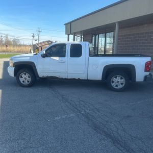 CHEVROLET SILVERADO 1500 - 2