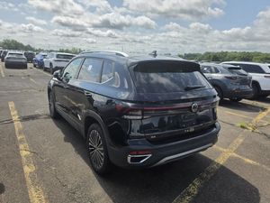 صورة 25 لـ 2025 Volkswagen TAOS SE