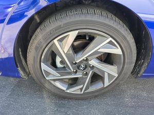 HYUNDAI ELANTRA SEL CONVENIENCE - 10