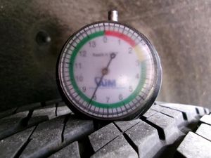 CHRYSLER PACIFICA TOURING L - 8