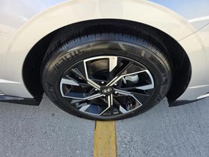 HYUNDAI SONATA SEL - 10