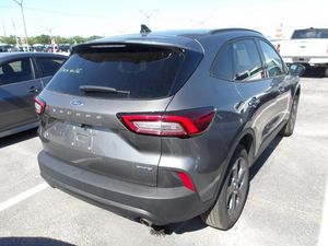 FORD ESCAPE ST-LINE - 2