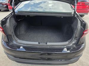 VOLKSWAGEN JETTA SPORT - 6