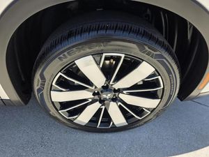 2025 Mitsubishi OUTLANDER SE — миниатюра 11