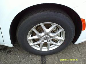 CHRYSLER PACIFICA TOURING L - 9