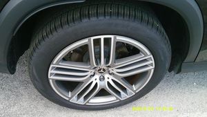 2025 Mercedes-BENZ GLS — миниатюра 15