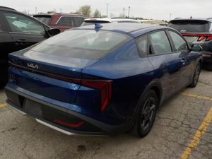 KIA K4 LXS - 2