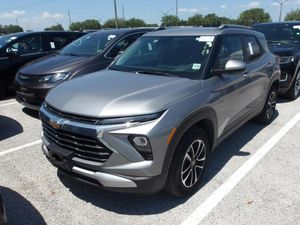 CHEVROLET TRAILBLAZER - 1