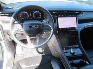 JEEP GRAND CHEROKEE L LIMITED - 4