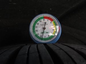 MERCEDES-BENZ GLS - 10