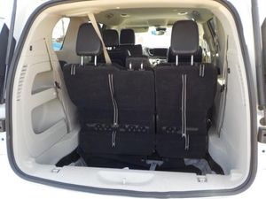 CHRYSLER PACIFICA TOURING L - 6