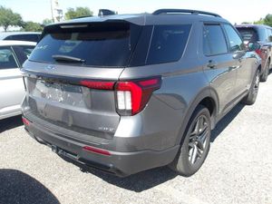 FORD EXPLORER ST-LINE - 2