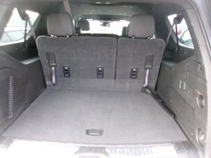 CHEVROLET SUBURBAN Z71 - 6