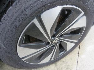 صورة 16 لـ 2025 Volkswagen TAOS SE