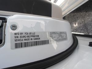 CHRYSLER PACIFICA TOURING L - 7