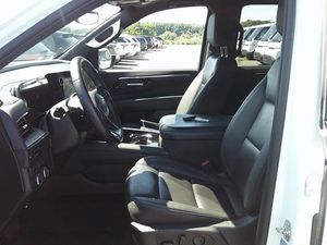 صورة 3 لـ 2025 Chevrolet TAHOE LT
