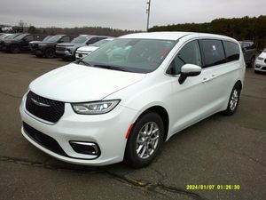 CHRYSLER PACIFICA TOURING L - 1