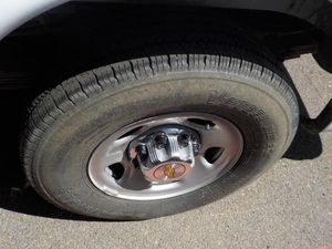 CHEVROLET EXPRESS - 8