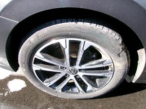 VOLKSWAGEN JETTA SPORT - 8