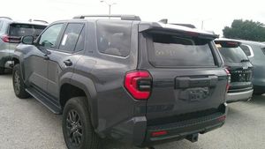 صورة مصغرة 24 لـ 2025 Toyota 4RUNNER SR5