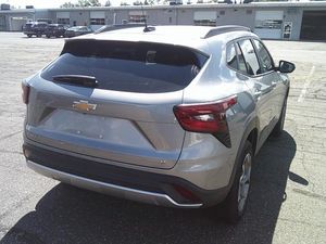 صورة 2 لـ 2025 Chevrolet TRAX LT