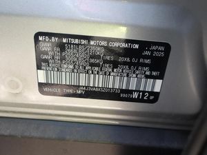 MITSUBISHI OUTLANDER SE - 7