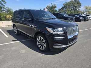 صورة 26 لـ 2024 Lincoln NAVIGATOR RESERVE