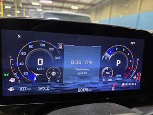 CHEVROLET SUBURBAN Z71 - 5