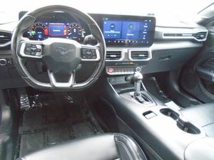 FORD MUSTANG ECOBOOST PREMIUM - 4