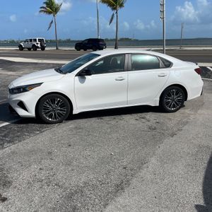 2022 KIA FORTE GT-LINE 照片 2