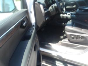 CHEVROLET TAHOE LT - 3