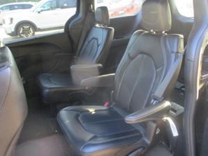 2025 Chrysler PACIFICA SELECT 缩略图 19