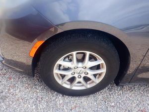 CHRYSLER PACIFICA TOURING L - 9