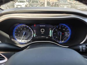 CHRYSLER PACIFICA SELECT - 8