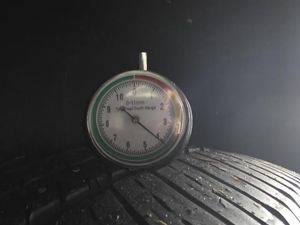 KIA CARNIVAL LXS - 8