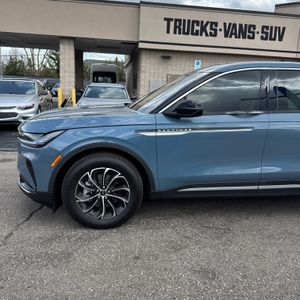 LINCOLN NAUTILUS PREMIERE - 2