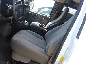 CHEVROLET EXPRESS - 3