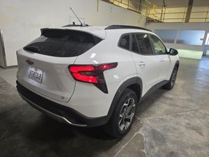 CHEVROLET TRAX LT - 2