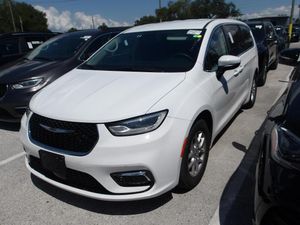 CHRYSLER PACIFICA TOURING L - 1