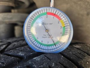 CHRYSLER VOYAGER LX - 10