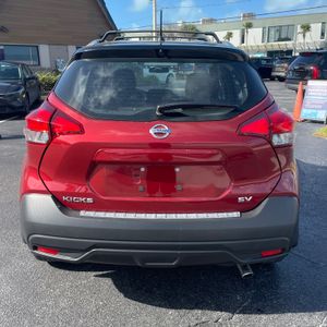 Nissan Kicks SV - 4