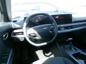 KIA K4 LXS - 4