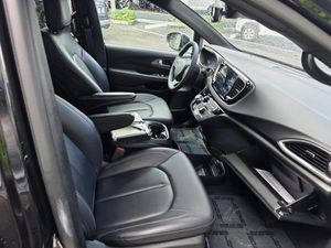 CHRYSLER PACIFICA SELECT - 9