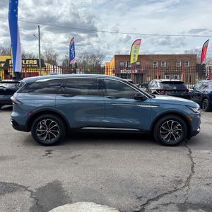 LINCOLN NAUTILUS PREMIERE - 10