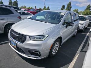 CHRYSLER PACIFICA TOURING L - 1