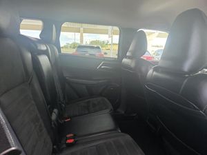 2025 Mitsubishi OUTLANDER — миниатюра 17