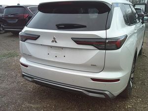 MITSUBISHI OUTLANDER SEL - 2